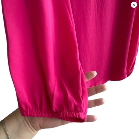 Torrid Bright Pink Balloon Sleeve Cutout Flowy Top Blouse Size 1X - Picture 4 of 5